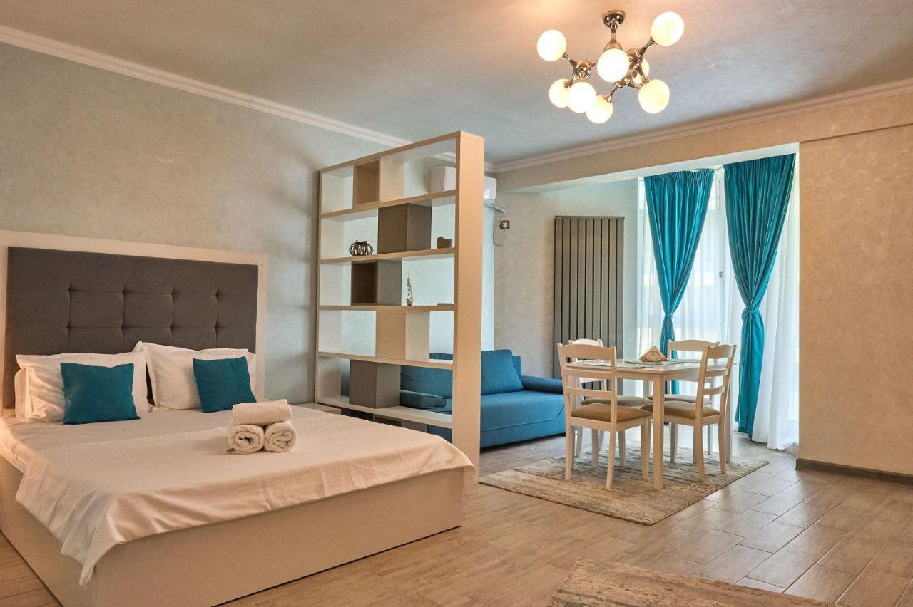 Moonlight Studio - Spa N Pools Beach Resort Mamaia Exterior photo
