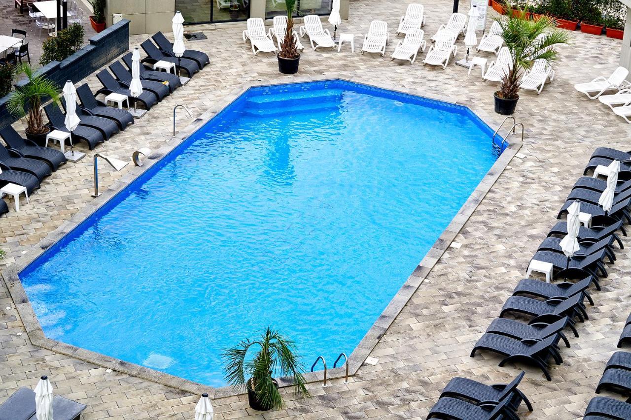 Moonlight Studio - Spa N Pools Beach Resort Mamaia Exterior photo